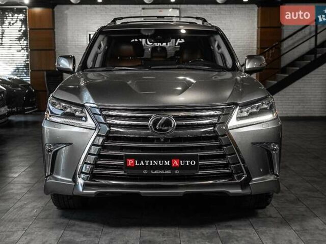 Лексус ЛХ 2016 в Одессе на Automoto.ua Серый Лексус ЛХ, объемом двигателя 5.66 л и пробегом 140 тыс. км за 65500 $, фото 75 на Automoto.ua