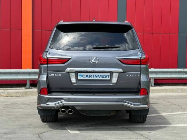 Серый Лексус ЛХ, объемом двигателя 5.7 л и пробегом 128 тыс. км за 62000 $, фото 5 на Automoto.ua