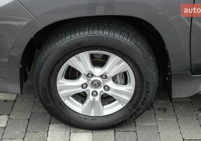 Сірий Лексус ЛХ, об'ємом двигуна 4.46 л та пробігом 139 тис. км за 63284 $, фото 11 на Automoto.ua