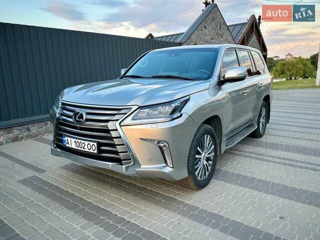 Сірий Лексус ЛХ, об'ємом двигуна 4.46 л та пробігом 134 тис. км за 68500 $, фото 3 на Automoto.ua