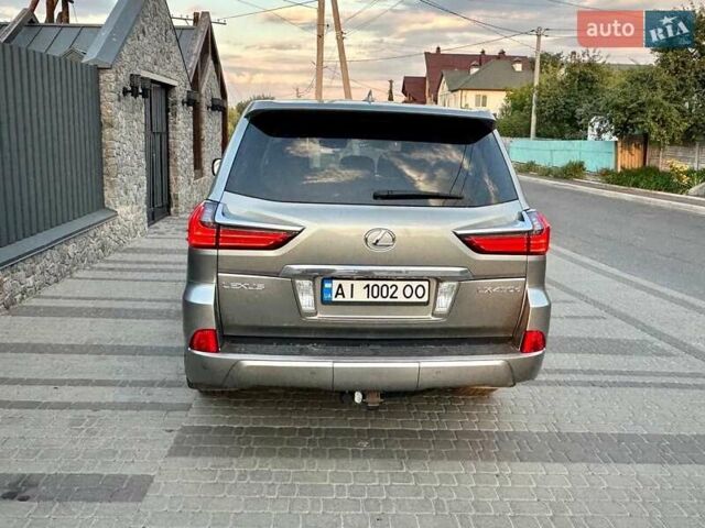 Сірий Лексус ЛХ, об'ємом двигуна 4.46 л та пробігом 134 тис. км за 68500 $, фото 8 на Automoto.ua
