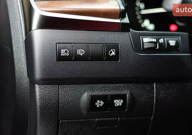 Сірий Лексус ЛХ, об'ємом двигуна 4.46 л та пробігом 139 тис. км за 63284 $, фото 17 на Automoto.ua