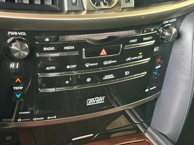 Серый Лексус ЛХ, объемом двигателя 5.7 л и пробегом 64 тыс. км за 22000 $, фото 8 на Automoto.ua