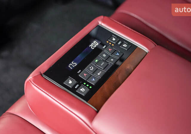 Сірий Лексус ЛХ, об'ємом двигуна 4.46 л та пробігом 139 тис. км за 63284 $, фото 33 на Automoto.ua