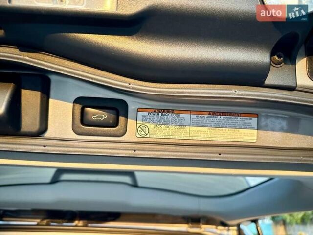Сірий Лексус ЛХ, об'ємом двигуна 4.46 л та пробігом 134 тис. км за 68500 $, фото 41 на Automoto.ua