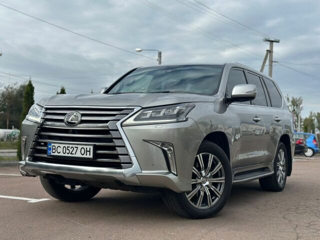 Сірий Лексус ЛХ, об'ємом двигуна 4.5 л та пробігом 90 тис. км за 82500 $, фото 2 на Automoto.ua