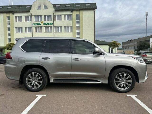 Сірий Лексус ЛХ, об'ємом двигуна 4.5 л та пробігом 90 тис. км за 82500 $, фото 17 на Automoto.ua