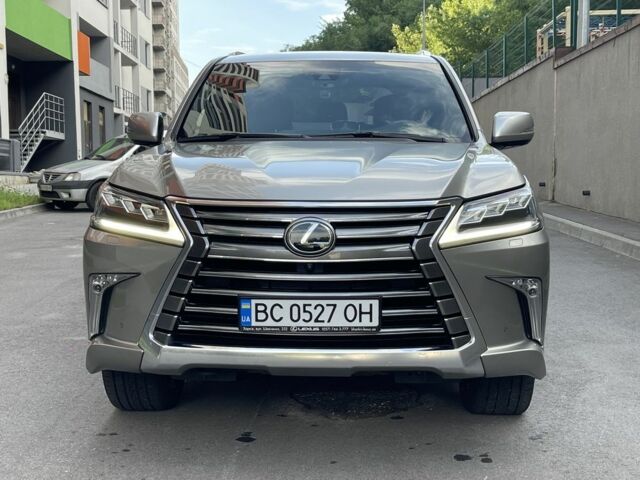Сірий Лексус ЛХ, об'ємом двигуна 4.5 л та пробігом 90 тис. км за 82500 $, фото 23 на Automoto.ua