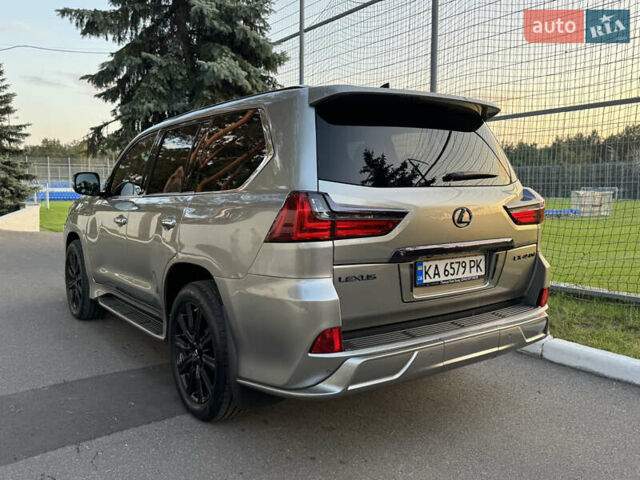 Сірий Лексус ЛХ, об'ємом двигуна 4.46 л та пробігом 88 тис. км за 83500 $, фото 29 на Automoto.ua