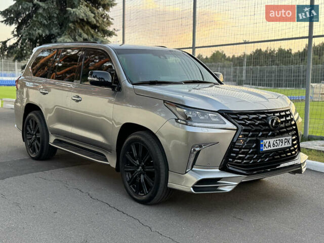 Сірий Лексус ЛХ, об'ємом двигуна 4.46 л та пробігом 88 тис. км за 83500 $, фото 5 на Automoto.ua