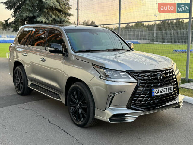 Сірий Лексус ЛХ, об'ємом двигуна 4.46 л та пробігом 88 тис. км за 83500 $, фото 2 на Automoto.ua
