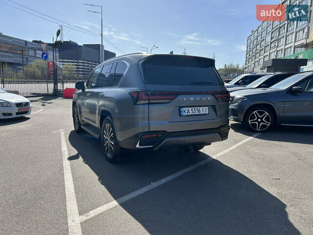 Сірий Лексус ЛХ, об'ємом двигуна 3.35 л та пробігом 34 тис. км за 111000 $, фото 5 на Automoto.ua