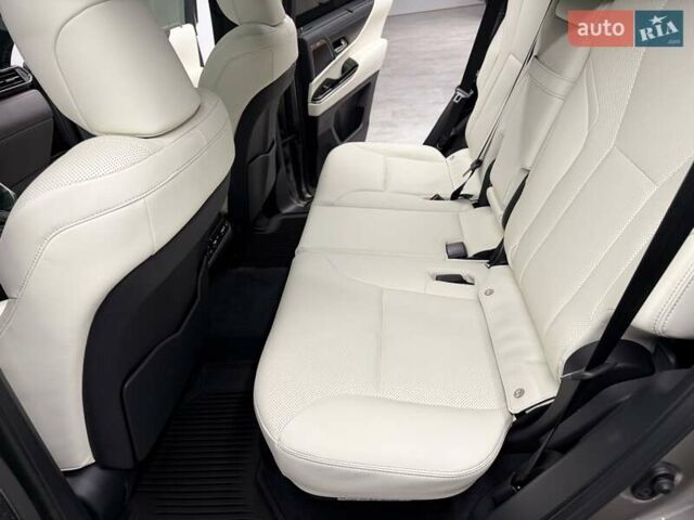 Сірий Лексус ЛХ, об'ємом двигуна 3.35 л та пробігом 9 тис. км за 125990 $, фото 28 на Automoto.ua