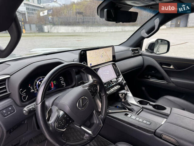 Сірий Лексус ЛХ, об'ємом двигуна 3.35 л та пробігом 47 тис. км за 114999 $, фото 16 на Automoto.ua