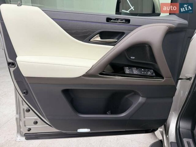 Сірий Лексус ЛХ, об'ємом двигуна 3.35 л та пробігом 9 тис. км за 125990 $, фото 17 на Automoto.ua