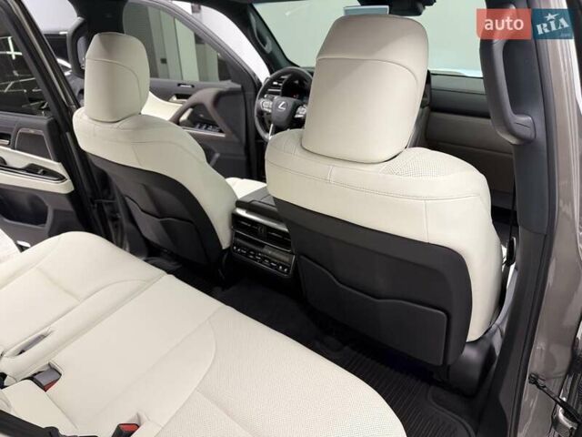 Сірий Лексус ЛХ, об'ємом двигуна 3.35 л та пробігом 9 тис. км за 125990 $, фото 34 на Automoto.ua