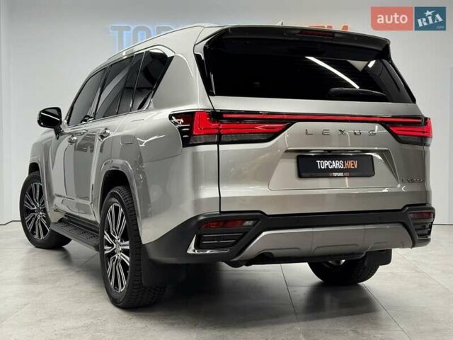 Сірий Лексус ЛХ, об'ємом двигуна 3.35 л та пробігом 9 тис. км за 125990 $, фото 6 на Automoto.ua
