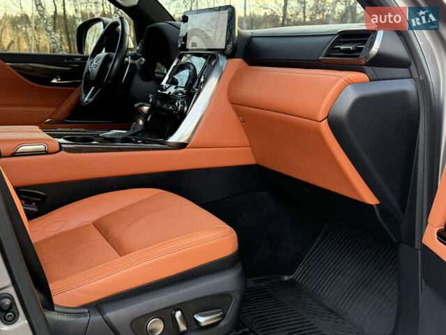 Серый Лексус ЛХ, объемом двигателя 3.45 л и пробегом 108 тыс. км за 112000 $, фото 45 на Automoto.ua