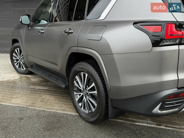 Сірий Лексус ЛХ, об'ємом двигуна 3.35 л та пробігом 34 тис. км за 109999 $, фото 68 на Automoto.ua