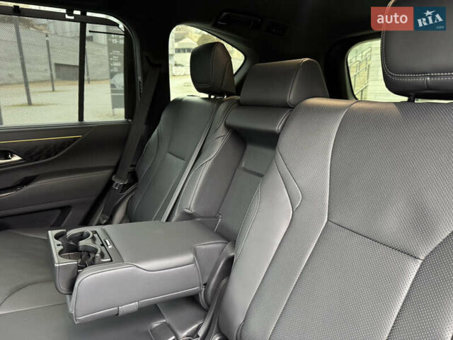 Сірий Лексус ЛХ, об'ємом двигуна 3.35 л та пробігом 47 тис. км за 114999 $, фото 31 на Automoto.ua