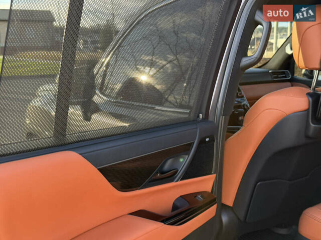 Серый Лексус ЛХ, объемом двигателя 3.45 л и пробегом 108 тыс. км за 112000 $, фото 35 на Automoto.ua