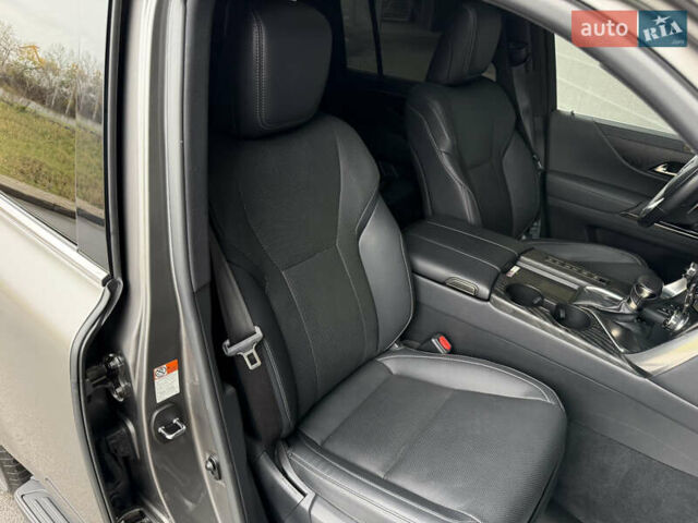 Сірий Лексус ЛХ, об'ємом двигуна 3.35 л та пробігом 34 тис. км за 109999 $, фото 44 на Automoto.ua