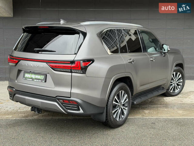 Сірий Лексус ЛХ, об'ємом двигуна 3.35 л та пробігом 34 тис. км за 109999 $, фото 61 на Automoto.ua