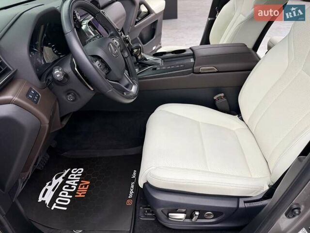 Сірий Лексус ЛХ, об'ємом двигуна 3.35 л та пробігом 9 тис. км за 125990 $, фото 21 на Automoto.ua