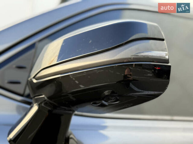 Лексус ЛХ 2022 в Киеве на Automoto.ua Серый Лексус ЛХ, объемом двигателя 3.5 л и пробегом 41 тыс. км за 129000 $, фото 3 на Automoto.ua