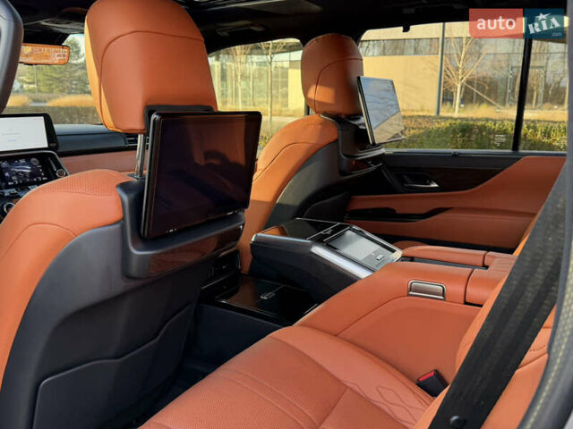 Серый Лексус ЛХ, объемом двигателя 3.45 л и пробегом 108 тыс. км за 112000 $, фото 37 на Automoto.ua