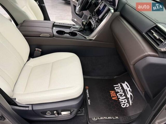 Сірий Лексус ЛХ, об'ємом двигуна 3.35 л та пробігом 9 тис. км за 125990 $, фото 44 на Automoto.ua