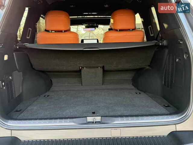 Серый Лексус ЛХ, объемом двигателя 3.45 л и пробегом 108 тыс. км за 112000 $, фото 39 на Automoto.ua