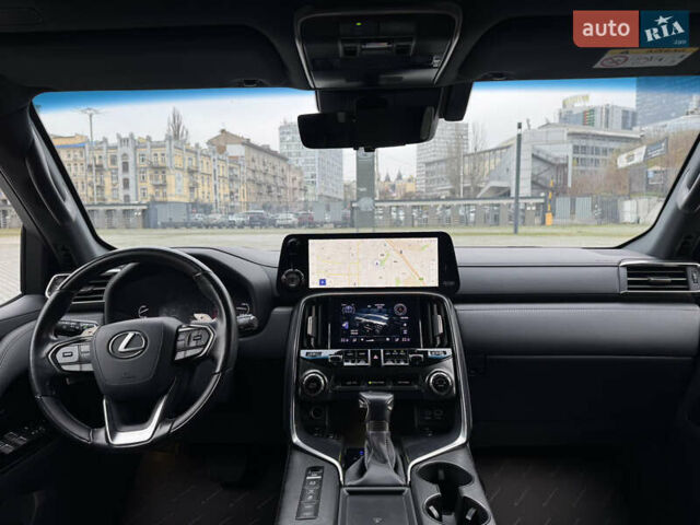 Сірий Лексус ЛХ, об'ємом двигуна 3.35 л та пробігом 47 тис. км за 114999 $, фото 24 на Automoto.ua