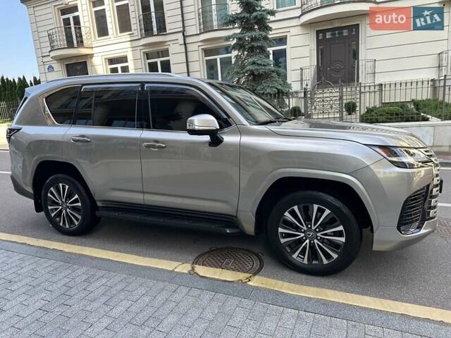 Серый Лексус ЛХ, объемом двигателя 3.35 л и пробегом 25 тыс. км за 119500 $, фото 36 на Automoto.ua