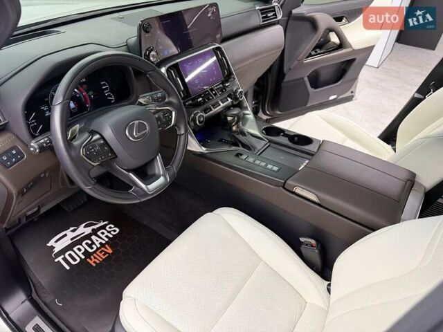 Сірий Лексус ЛХ, об'ємом двигуна 3.35 л та пробігом 9 тис. км за 125990 $, фото 20 на Automoto.ua