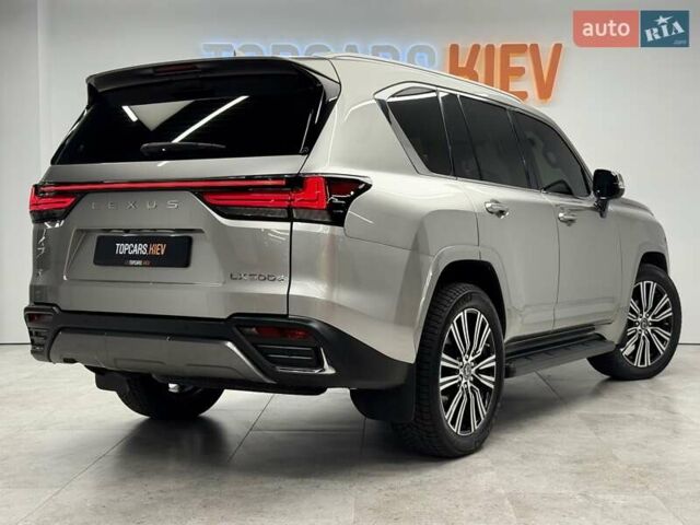 Сірий Лексус ЛХ, об'ємом двигуна 3.35 л та пробігом 9 тис. км за 125990 $, фото 11 на Automoto.ua