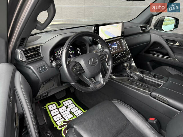 Сірий Лексус ЛХ, об'ємом двигуна 3.35 л та пробігом 34 тис. км за 109999 $, фото 33 на Automoto.ua