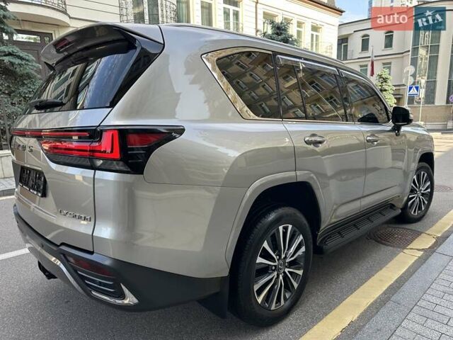 Серый Лексус ЛХ, объемом двигателя 3.35 л и пробегом 25 тыс. км за 119500 $, фото 35 на Automoto.ua