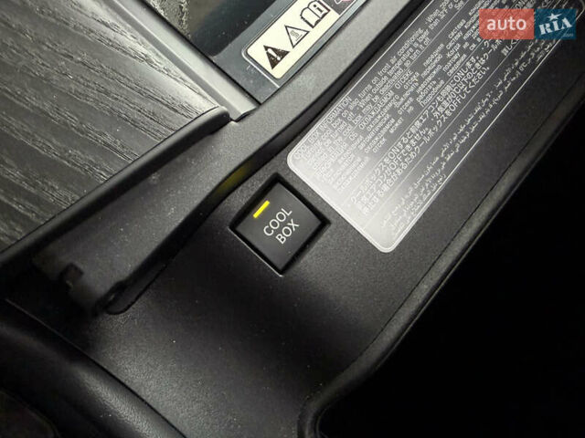 Сірий Лексус ЛХ, об'ємом двигуна 3.35 л та пробігом 34 тис. км за 109999 $, фото 56 на Automoto.ua
