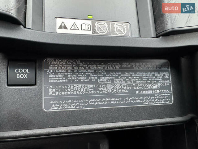 Сірий Лексус ЛХ, об'ємом двигуна 3.35 л та пробігом 47 тис. км за 114999 $, фото 22 на Automoto.ua