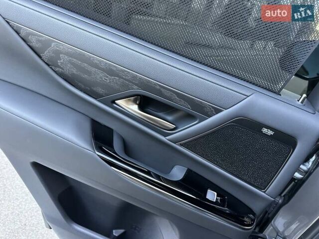 Сірий Лексус ЛХ, об'ємом двигуна 3.35 л та пробігом 29 тис. км за 119900 $, фото 79 на Automoto.ua