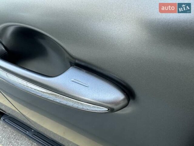 Сірий Лексус ЛХ, об'ємом двигуна 3.35 л та пробігом 29 тис. км за 119900 $, фото 32 на Automoto.ua