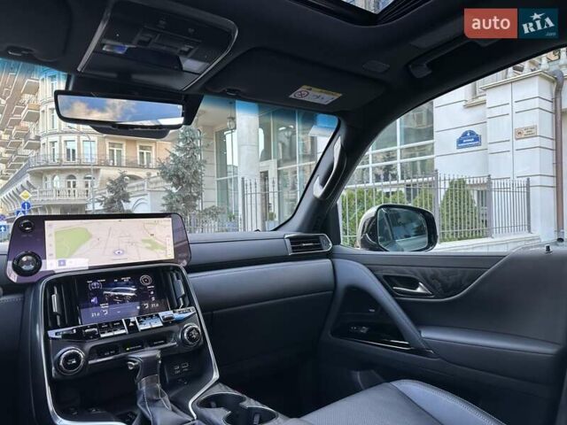 Сірий Лексус ЛХ, об'ємом двигуна 3.35 л та пробігом 29 тис. км за 119900 $, фото 73 на Automoto.ua