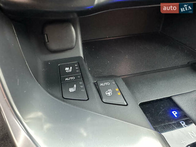 Серый Лексус ЛХ, объемом двигателя 3.45 л и пробегом 88 тыс. км за 124999 $, фото 13 на Automoto.ua