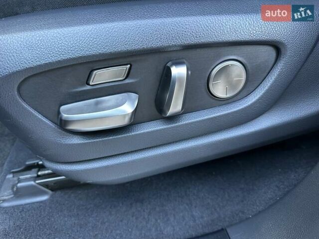 Сірий Лексус ЛХ, об'ємом двигуна 3.35 л та пробігом 29 тис. км за 119900 $, фото 62 на Automoto.ua