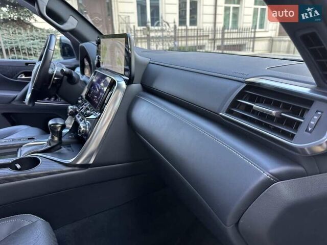 Сірий Лексус ЛХ, об'ємом двигуна 3.35 л та пробігом 29 тис. км за 119900 $, фото 64 на Automoto.ua