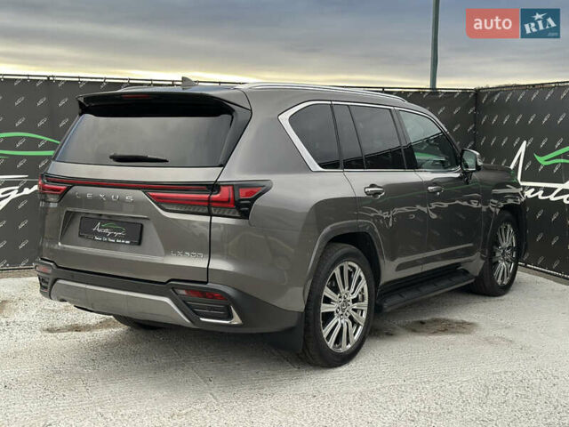 Серый Лексус ЛХ, объемом двигателя 3.45 л и пробегом 88 тыс. км за 124999 $, фото 40 на Automoto.ua