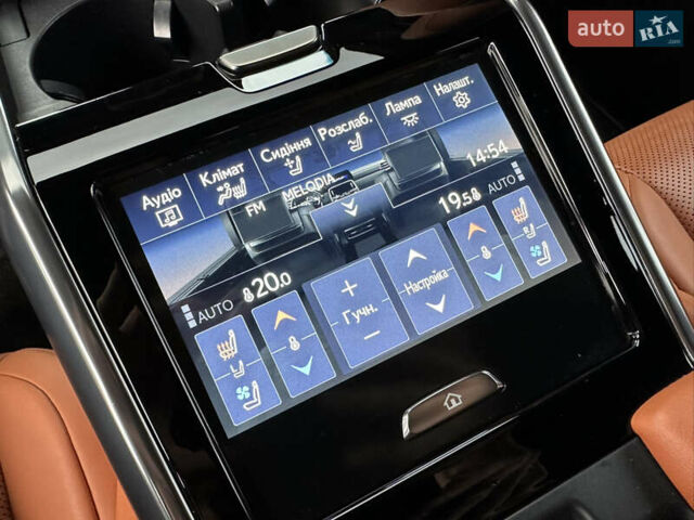 Серый Лексус ЛХ, объемом двигателя 3.45 л и пробегом 88 тыс. км за 124999 $, фото 22 на Automoto.ua