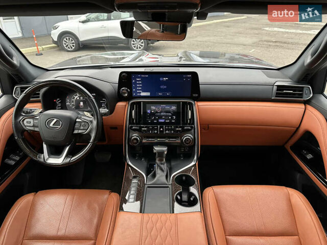 Серый Лексус ЛХ, объемом двигателя 3.45 л и пробегом 88 тыс. км за 124999 $, фото 23 на Automoto.ua