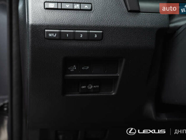 Сірий Лексус ЛХ, об'ємом двигуна 3.45 л та пробігом 3 тис. км за 93081 $, фото 31 на Automoto.ua